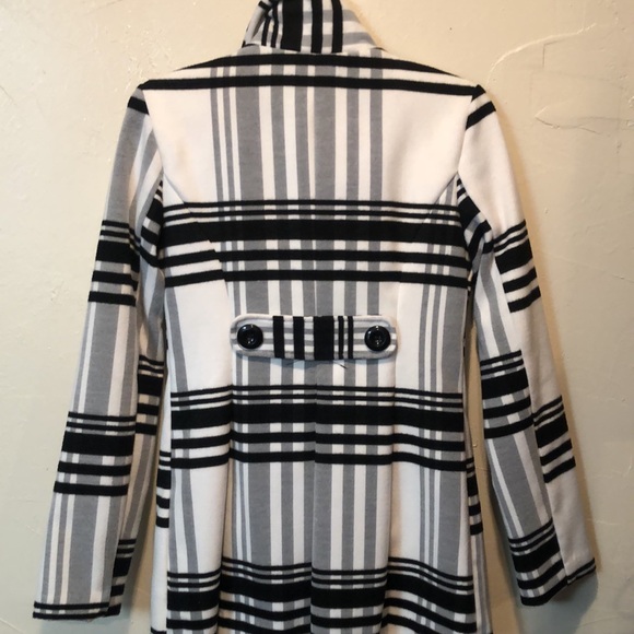 B-wear Byer California Y2K fully lined winter coat. Size M - Picture 4 of 7